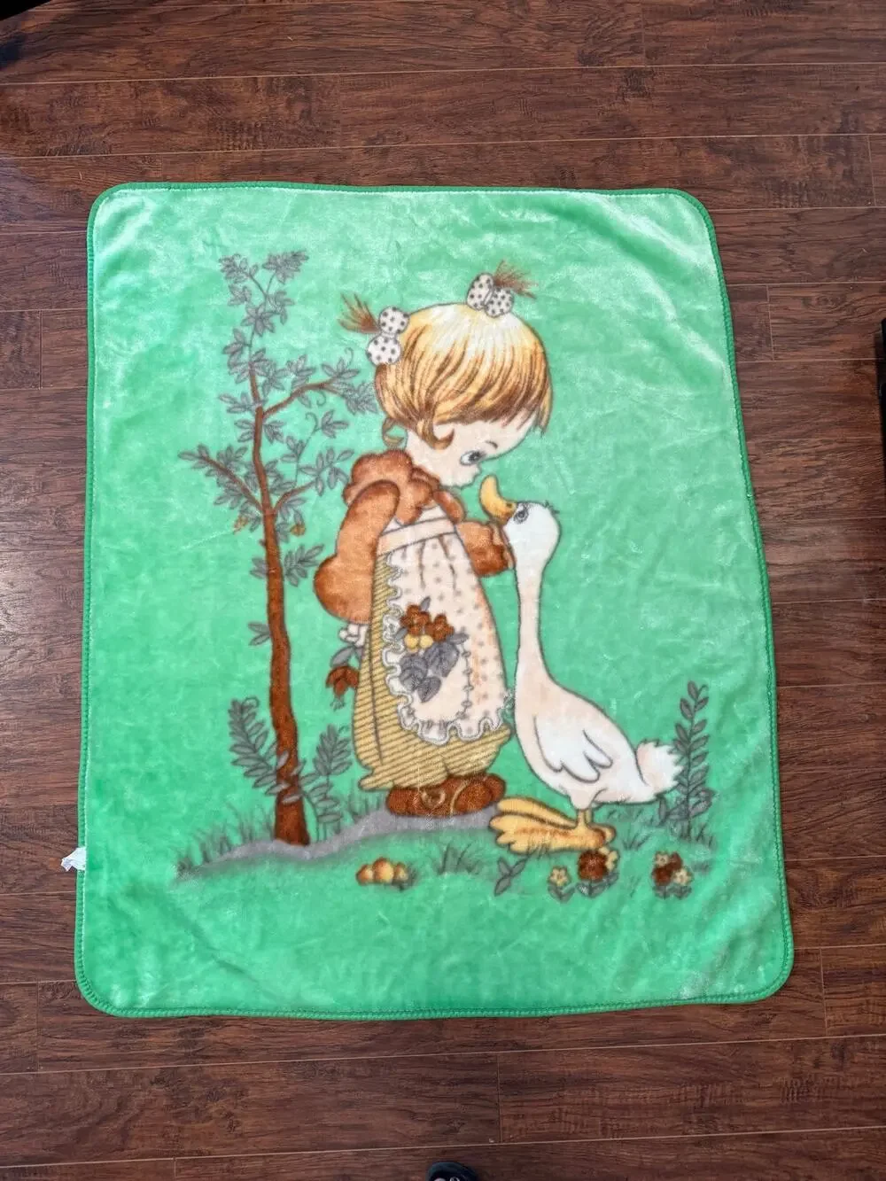 RARE COLOR Vintage Precious Moments Green Korean Mink Blanket (42x52)